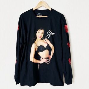 NWOT Selena Long Sleeve Graphic Tee